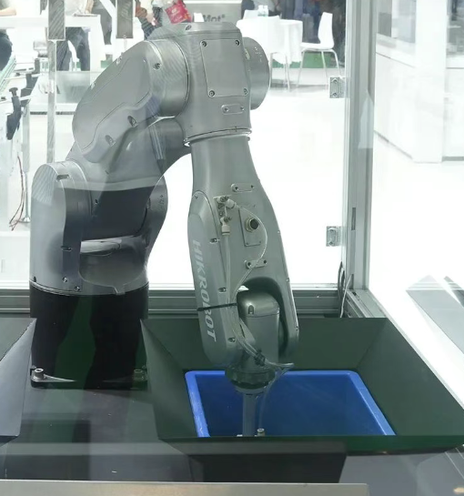 ?？礡P機器人.png